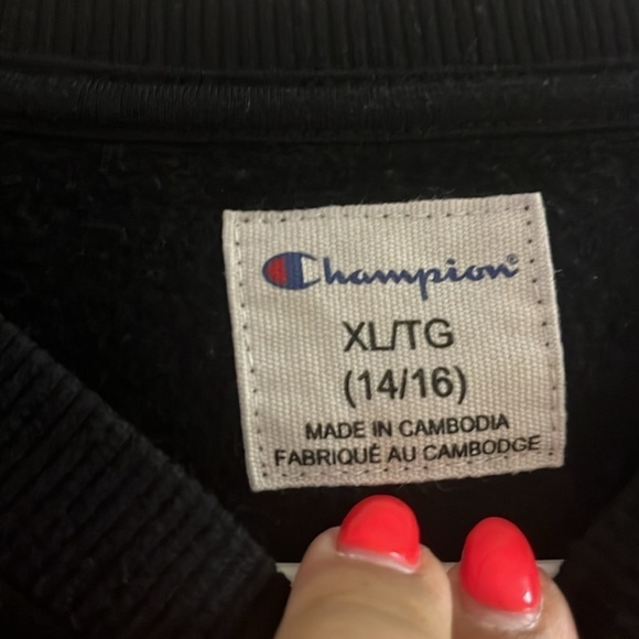 Champion youth T Shirt Size XL 14/16  Black 100% Cotton Big C Logo Long Sleeve - Picture 2 of 7